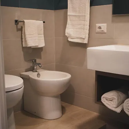 Yeasy Smart Guest house *