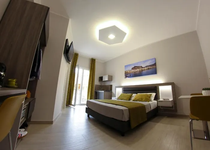 Pensjonat Yeasy Smart 4*